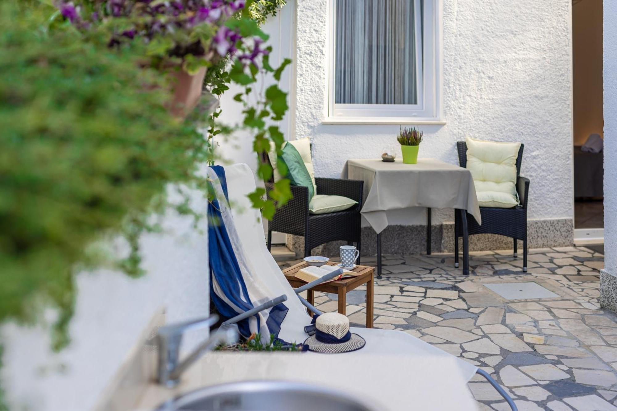 Apartments Lacrima 실로 외부 사진