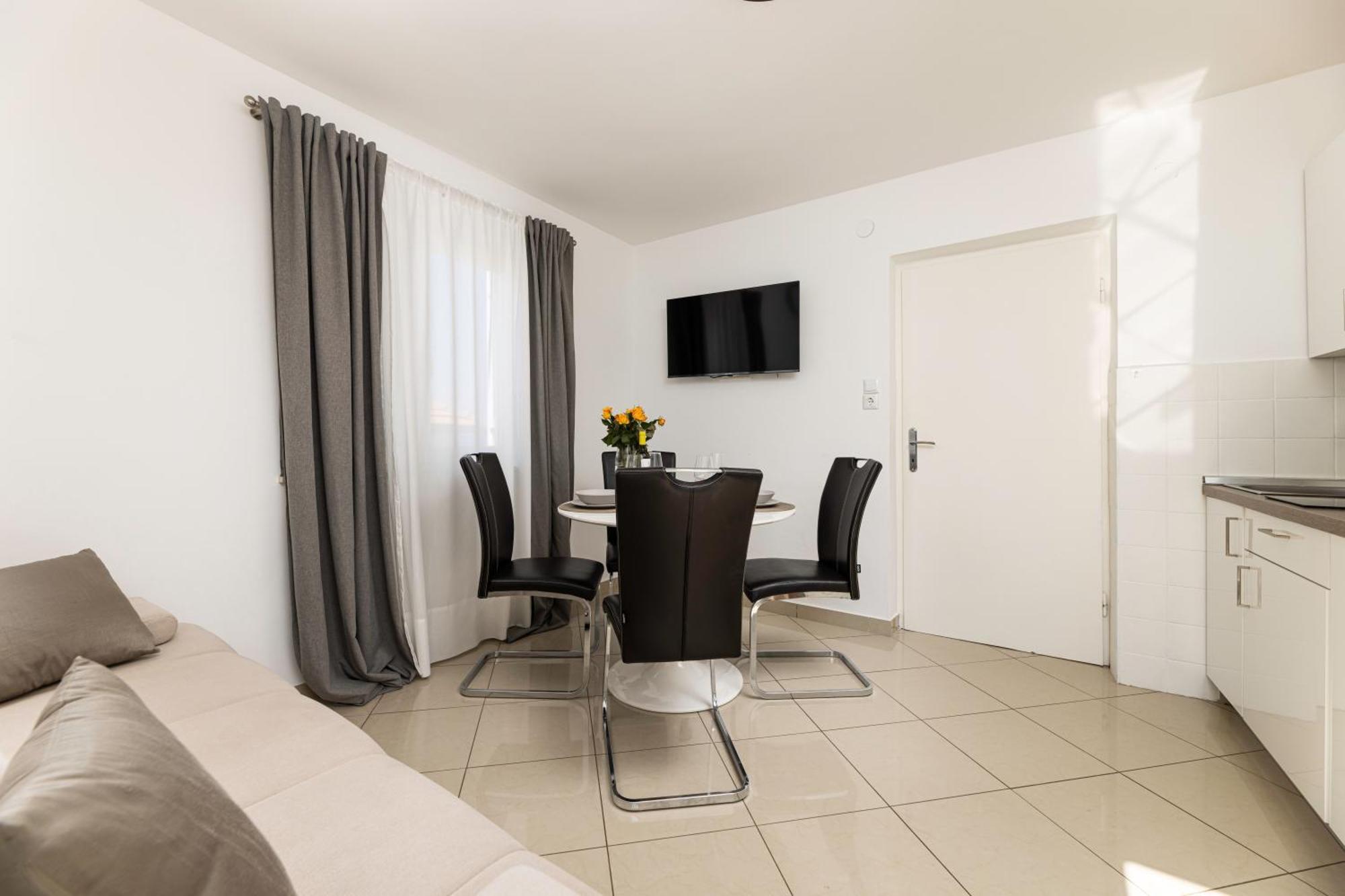Apartments Lacrima 실로 외부 사진