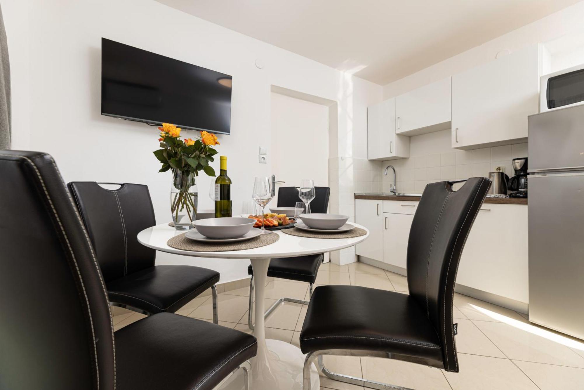 Apartments Lacrima 실로 외부 사진